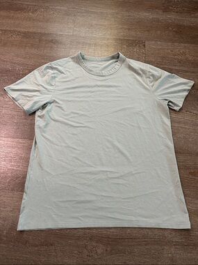 Lululemon Classic Men's Crew Neck T-Shirt in Light Sage
